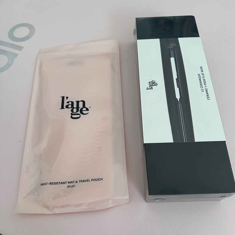 L'ange hair straightener & heat-resistant mat& travel pouch